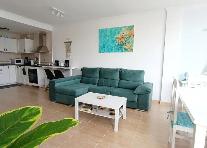 Green Waves Apartment